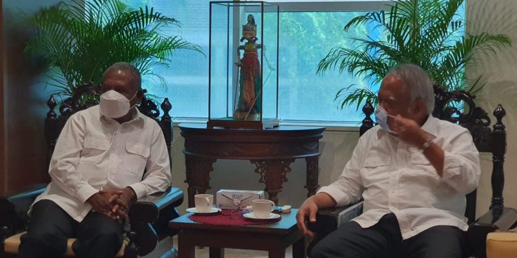 Bupati Jayapura Temui Menteri PUPR Bahas Status Jalan Kemiri-Depapre