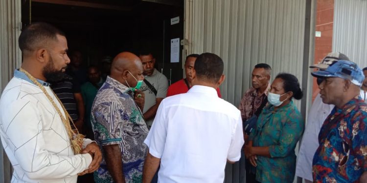 UGW Bersyukur, Dukungan kepadanya Maju Papua Satu Terus Mengalir