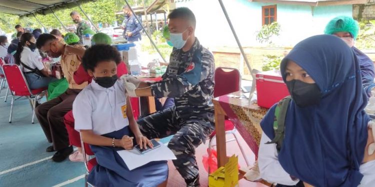 BINDA Papua Gelar Vaksinasi Covid-19 Bagi Pelajar