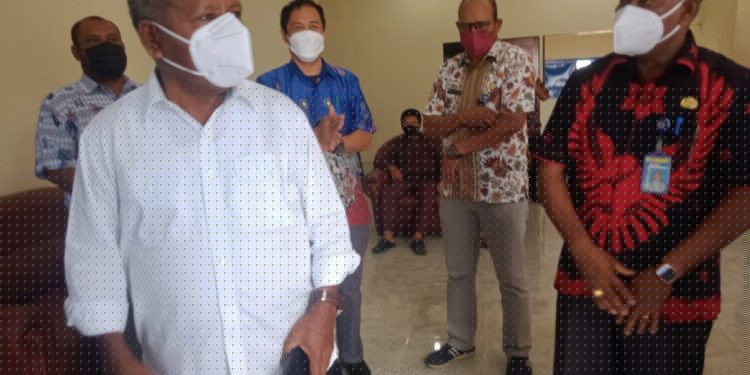 Bupati Jayapura: “Jangan Provokasi Orang lain untuk Tidak Melakukan Vaksin”