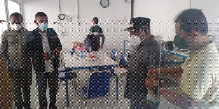 Bupati Jayapura Kunker ke Rumah Pengolahan Tepung Sagu di Kampung Sereh Tua