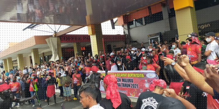 Keluarga Besar Ikemal Provinsi Papua Sambut Kontingen PON XX Maluku