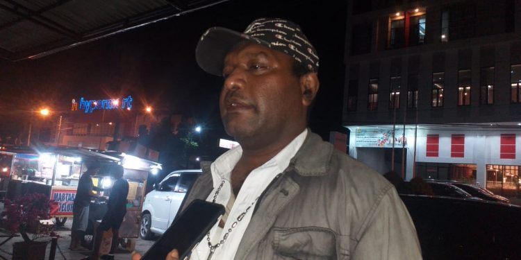 Manuel Yakadewa Optimis Atlet Karate Papua Raih Emas di PON