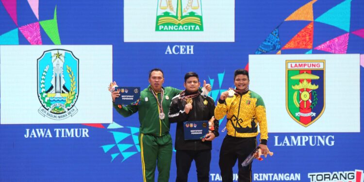 Lifter Aceh M Zul Ilmi Persembahkan Emas untuk Ibunda Tercinta