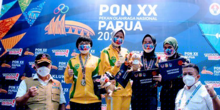 Jabar dan Kaltim Boyong Emas Anggar pada PON Papua XX 2021
