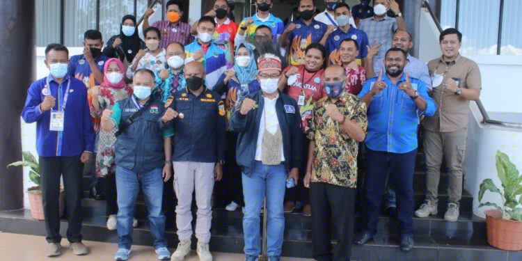 Puji Lulusan IPDN di Papua, Ridwan Kamil Berbagi Tips Kepemimpinan