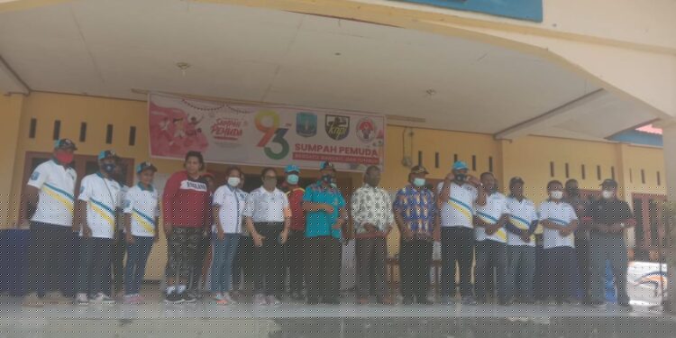 Bupati Yan Imbab Minta Seluruh ASN Bersama Masyarakat Wajib Taati Prokes dan Melakukan Vaksin