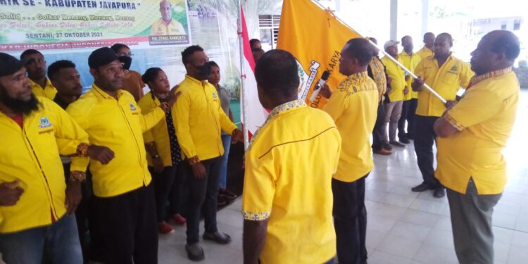 Lantik 19 PD Partai Golkar, Ini Harapan Ketua DPD Partai Golkar Kabupaten Jayapura