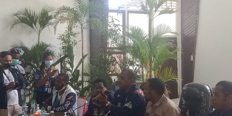 Yunus Wonda Pastikan, Relawan PON Terima Honor Rabu Pekan Depan