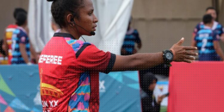 Dua Perempuan Sentani Bangga Menjadi Wasit Rugby di PON Papua