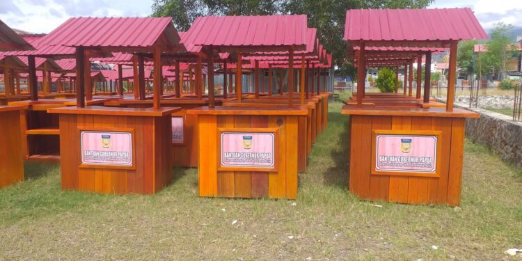 Pemprov Papua Bantu Meja Jualan Bagi Mama-mama Papua