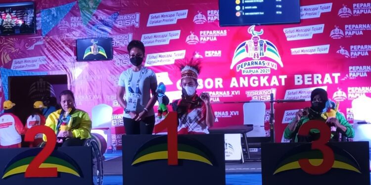 Pertandingan Hari Pertama, Pemecahan Rekor Peparnas di Cabor Angkat Berat