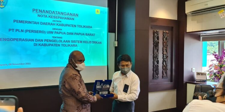 Pemkab Tolikara MoU Dengan PT. PLN Persero Unit Induk Wilayah Papua dan Papua Barat