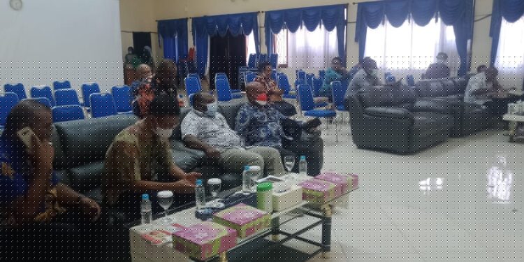 Rencana Bupati Kunker ke Distrik Airu, Asisten III Pimpin Rapat Persiapan