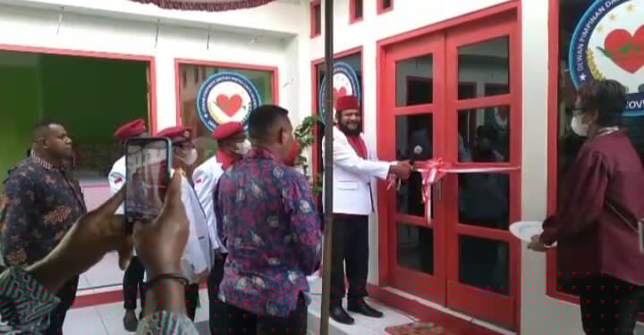 Ketua Umum  DPP PCI Hendrik Yance Udam Meresmikan Kantor DPD PCI Provinsi Papua