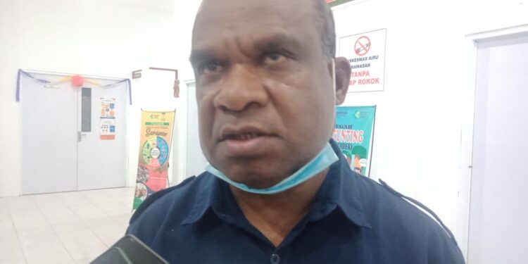 Pemkab Jayapura Serahkan Angkutan Pedesaan Bantu Tranportasi Masyarakat Airu