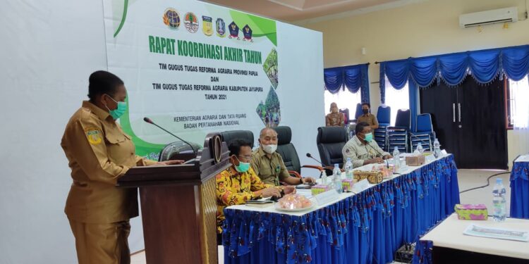 Sekda Hanna Buka Rakor Akhir Tahun GTRA 2021