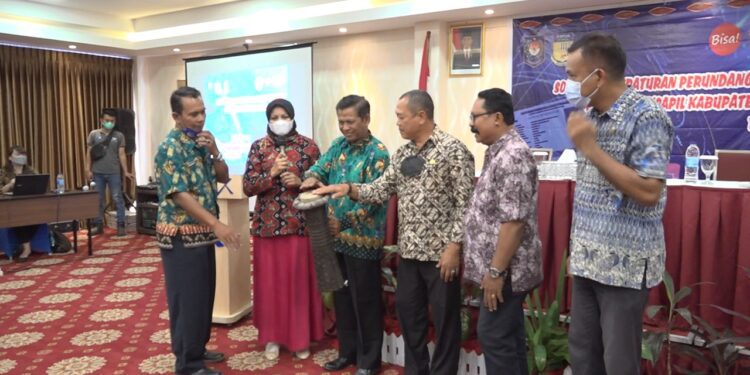 Wabup Jayapura Buka Sosialisasi Peraturan Perundang-undangan Adminduk Tahun 2021
