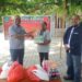 Berbagi Kasih, Ikatan Alumni SMA Gabungan Jayapura Angkatan 88 Beri Bingkisan Natal