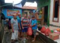 Sampai Malam, DPP KKMB-KKPB Papua Bagikan Ribuan Makanan Siap Saji ke Korban Banjir