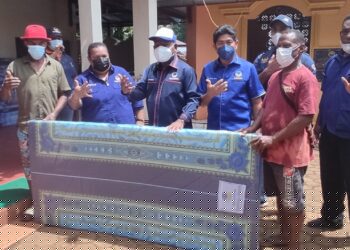 NasDem Papua Berbagi Kasih, Salurkan Ribuan Paket Sembako Korban Banjir Kota Jayapura