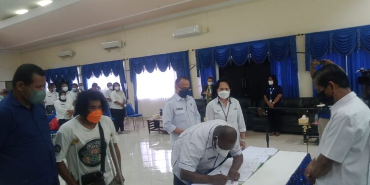 Dinas Kominfo Kabupaten Jayapura Teken MoU Bersama Media Massa, Saat Perayaan HPN 2022