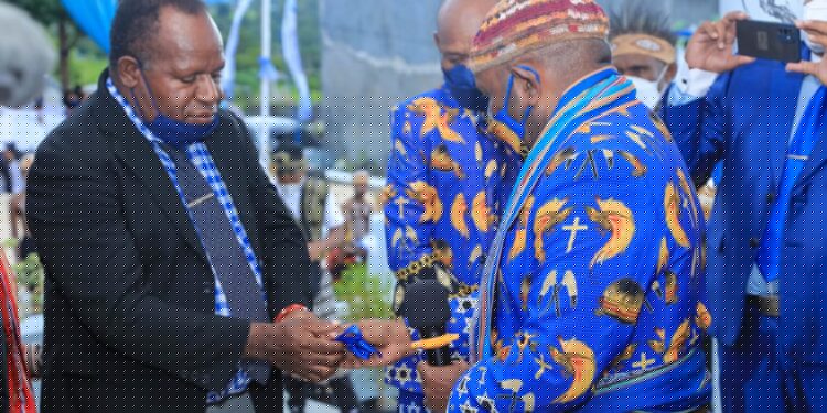 Resmikan Gedung Gereja Baru,Kado Bagi Jemaat GIDI Kupang Provinsi NTT