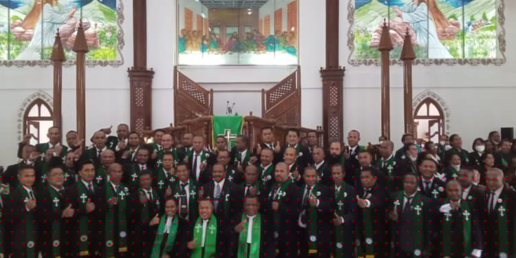 120 Majelis Jemaat GKI Maranatha Ardipura I-III Diteguhkan, Ini Pesan Ketua Klasis GKI  Port Numbay