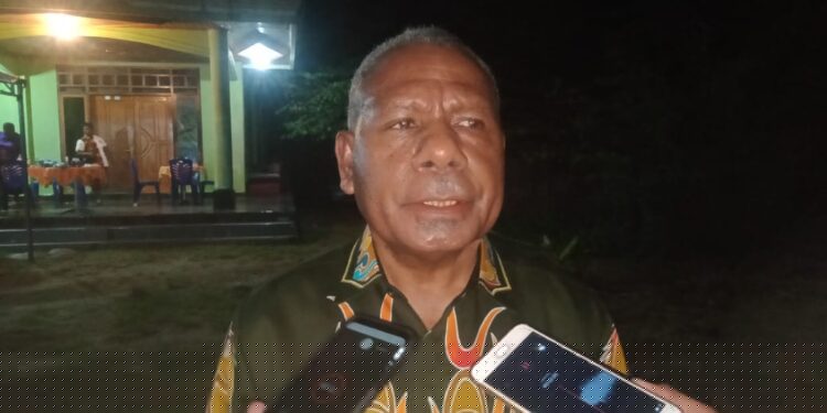 Bupati Mathius Ajak Masyarakat Adat Konsisten Jaga CAC