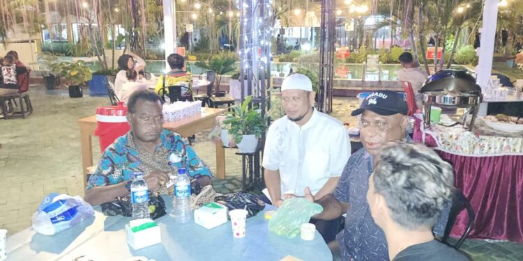 Jan Jap Ormuseray  Hadiri Buka Puasa Bersama IMI Kabupaten Jayapura