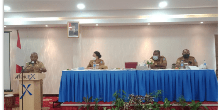 Bupati Jayapura Berharap Keaslian Kampung Adat Tetap Dijaga Tanpa Dikurangi Sedikitpun