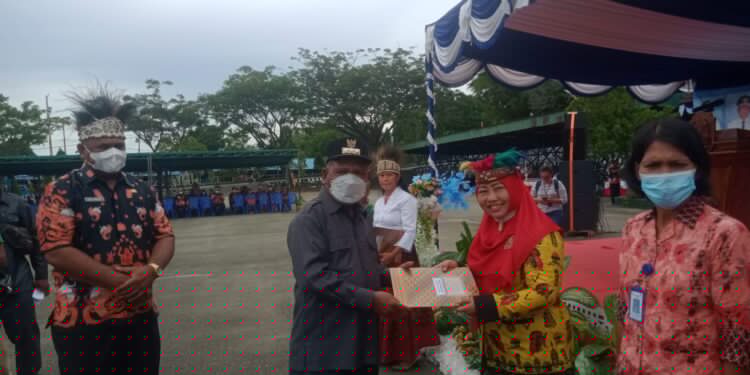 Bupati Jayapura Hadiri Halal Bihalal dan Resepsi Hardiknas 2022