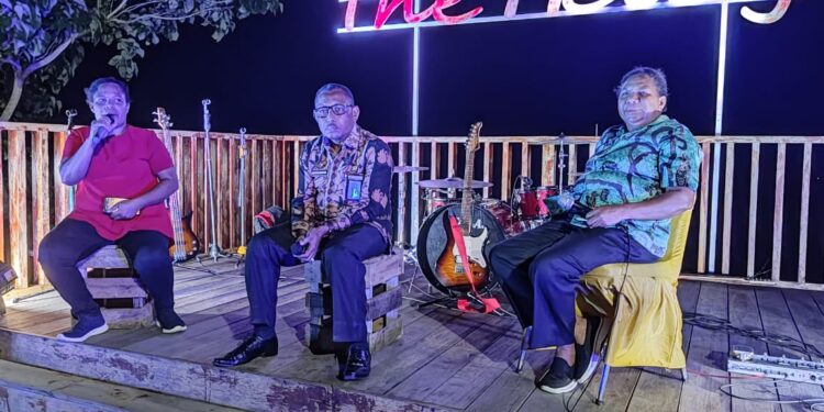 Dua Komunitas Ekonomi Kreatif di Kukuhkan Sekda Jayapura