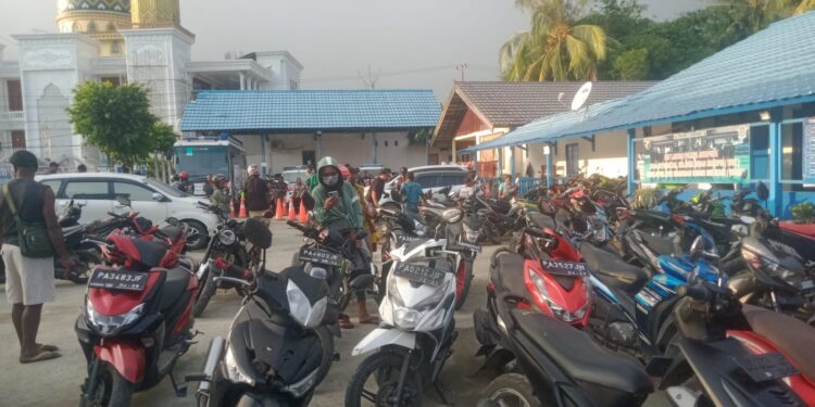 Ratusan Kendaraan Roda Dua Terjaring Operasi Patuh Cartenz 2022 Hari Pertama