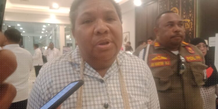 Mewakili Bupati Jayapura, Sekda Hana Hikoyabi Hadiri Rakerda Bupati dan Walikota se- Provinsi Papua