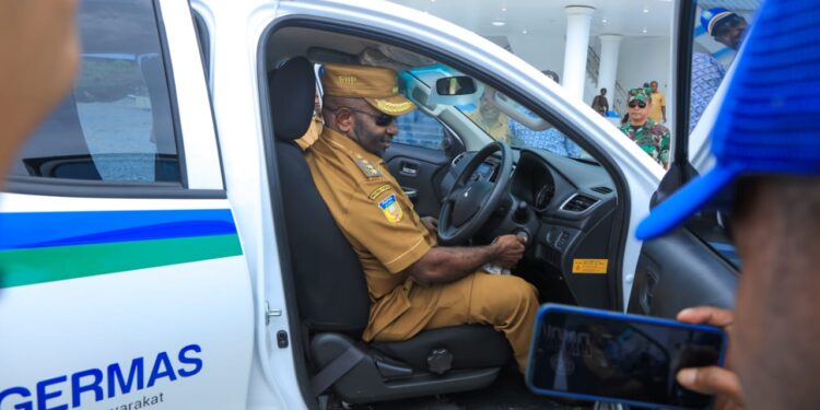 Kabupaten Mamberamo Tengah Terima Bantuan Dua Unit Mobil Kesehatan dari Pemerintah Pusat