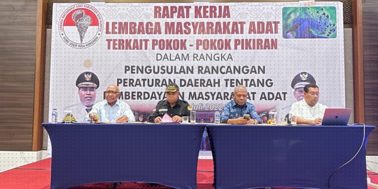 LMA Biak Undang Bupati Jayapura Mathius Awoitauw Beri Pencerahan Implementasi Otsus