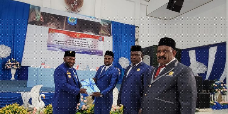 DPRD Kabupaten Mamberamo Tengah Gelar Rapat Paripurna Terkait LKPJ Bupati RHP