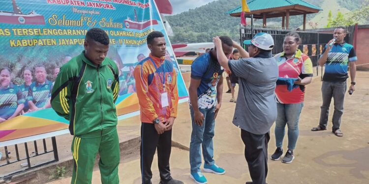 Distrik Sentani Timur Sukses Sabet Juara Umum Dayung Porkab II 2022