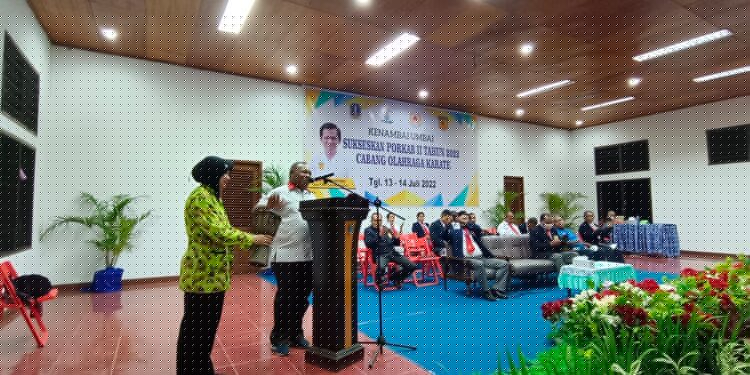 Distrik Kemtuk Terpilih Menjadi Kontingen Terbaik dalam Ajang Pertandingan Cabor Karate Porkab II