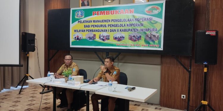 AS II Pemkab Jayapura Joko Sunaryo : Pelatihan Koperasi Sangat Baik Untuk SDM Pengelolaan Koperasi