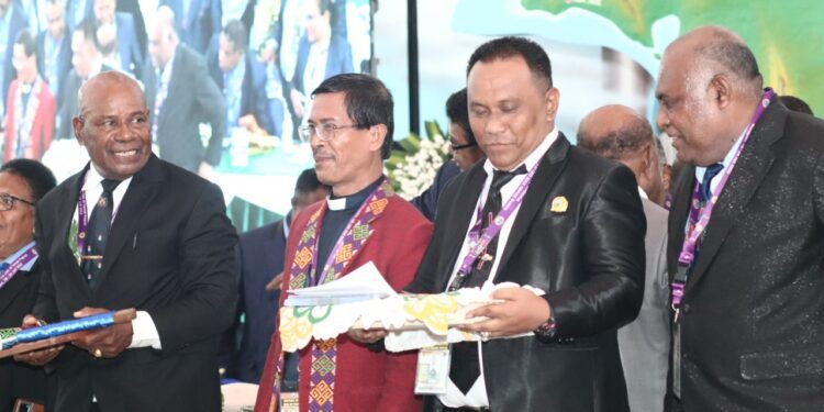 Memasuki Hari Kedua Sidang Sinode GKI, Dilakukan Paripurna I dan II