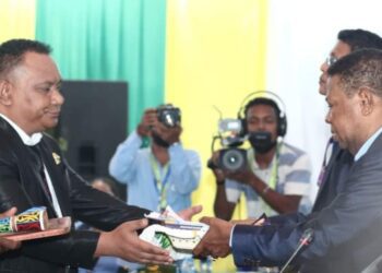 Pnt. John Betaubun, SH.,MH  Bersyukur  Ditunjuk  Bersama 4 Majelis Ketua Lainnya Pimpin Sidang Sinode XVIII GKI Di Tanah Papua