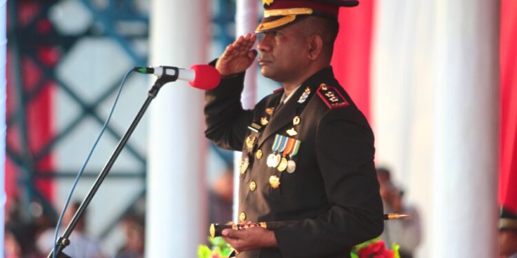 Upacara Penurunan Bendera HUT RI  77 Dipimpin Kapolres Jayapura