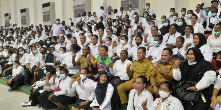 Ini Pesan Gubernur Bagi Ribuan Honorer dan Tenaga Kontrak Jelang Ujian Seleksi CPNS