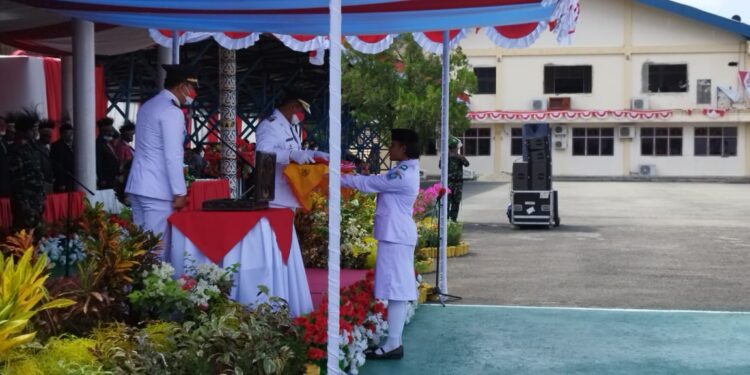 Wakil Bupati Jayapura Giri Wijayantoro  Irup Peringatan HUT RI Ke-77 Tahun 2022