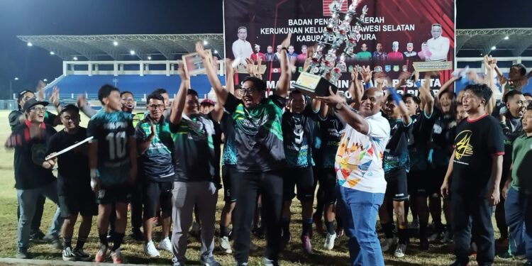 Turnamen Sepak Bola KKSS Kabupaten Jayapura Cup I Sukses Digelar, HKPM Juara I