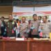 Polisi Amankan 14 Orang Membawa Senjata Tajam Saat Aksi Demo Save Lukas Enembe