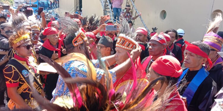 Masyarakat Adat Maluku, Peserta KMAN VI Tiba di Tanah Tabi