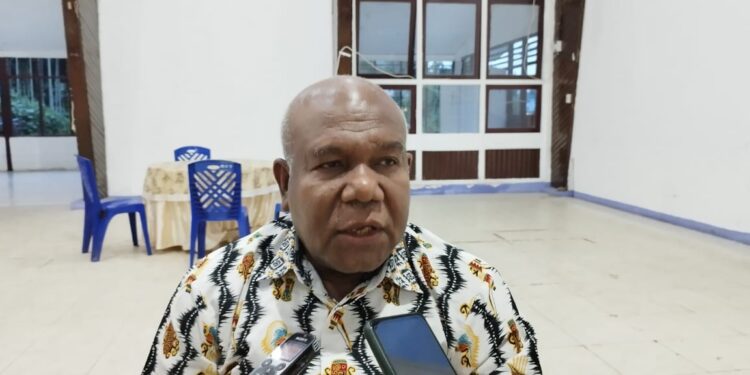 Panitia Lokal Siapkan Cinderamata Bagi Tamu KMAN VI